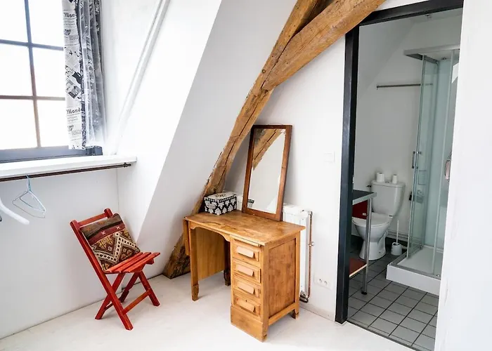 Maison 5 Hébergement de vacances Souvigny